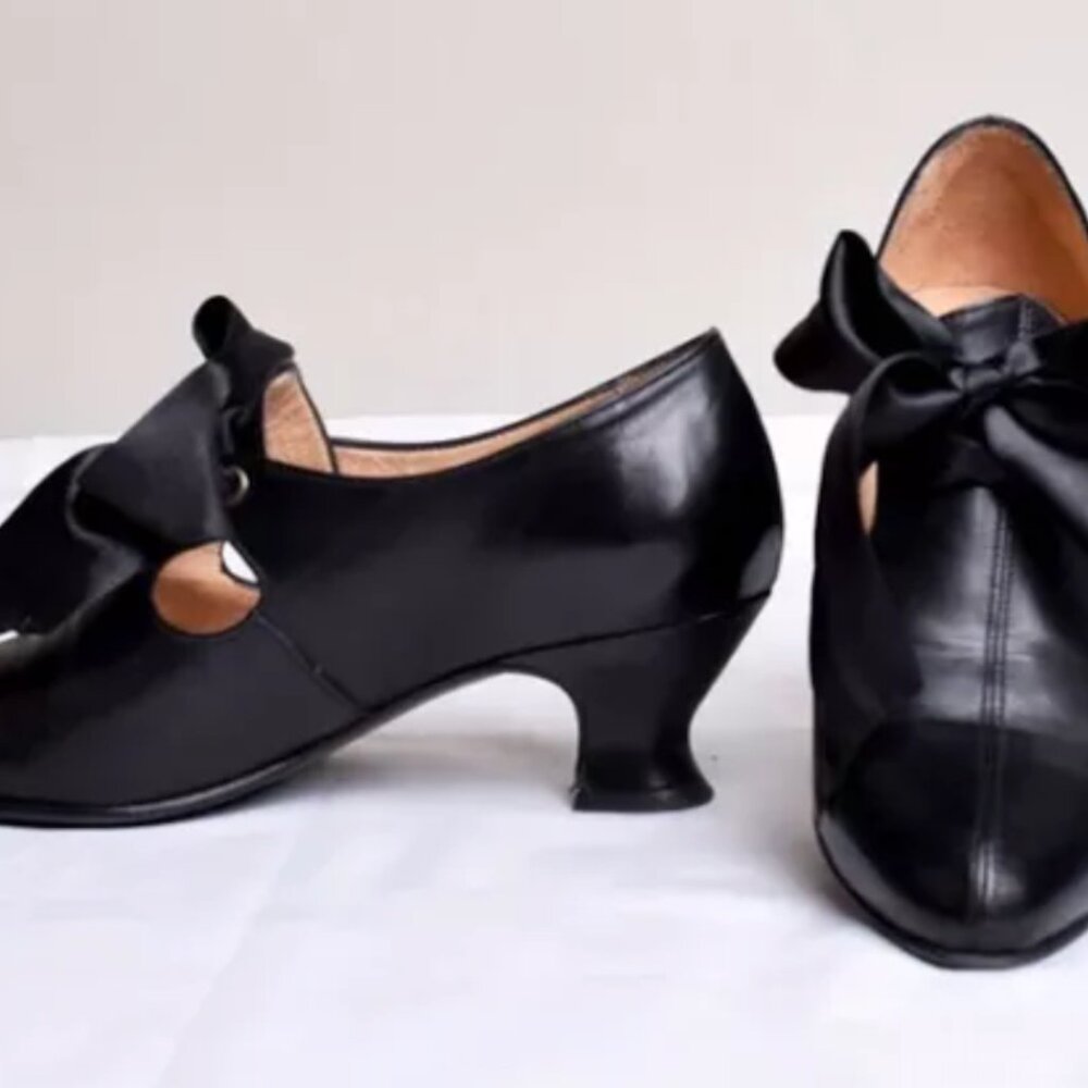 Darcy Ladies 18th C. Repro Shoes